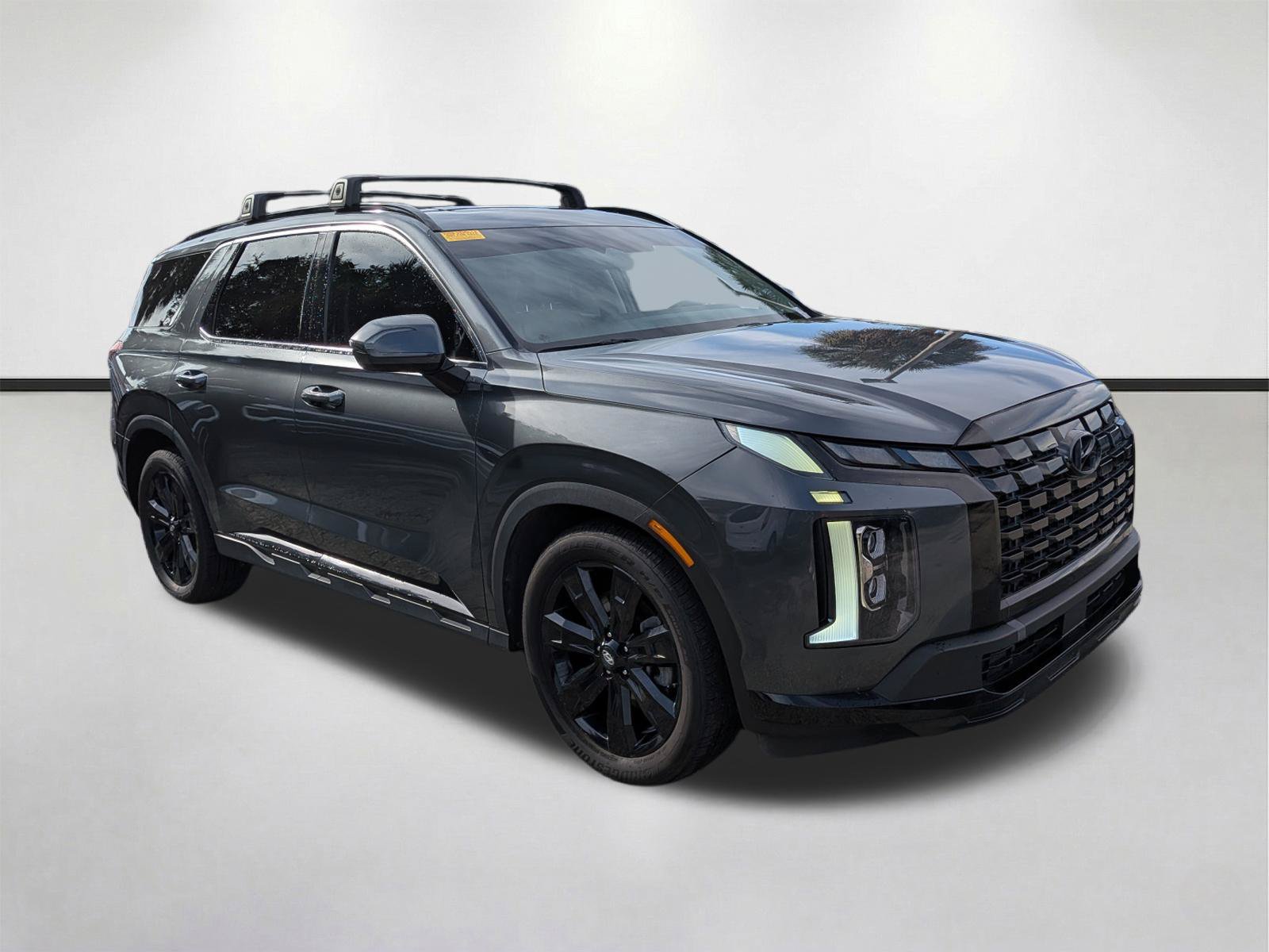 Used 2023 Hyundai Palisade XRT w/ Cargo Package FWD image 2