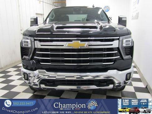 Certified 2025 Chevrolet Silverado 2500 LTZ AWD/4WD image 2