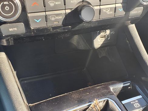 Used 2022 Jeep Compass Limited image 8