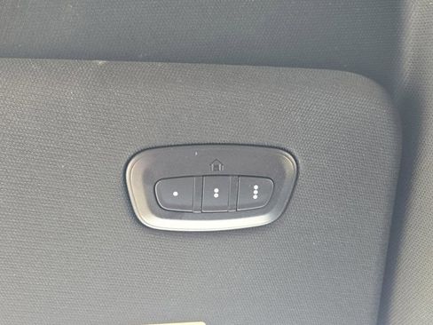 Used 2022 RAM 1500 Limited w/ Off Road Group image 30