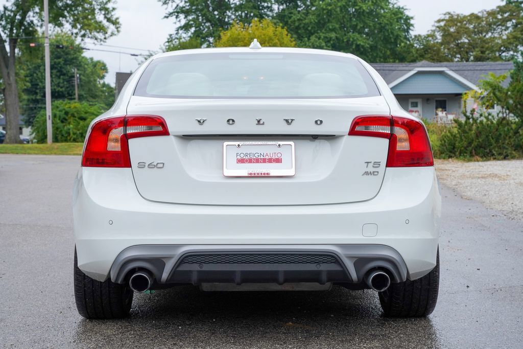 Used 2018 Volvo S60 T5 Dynamic w/ Vision Package AWD/4WD image 6