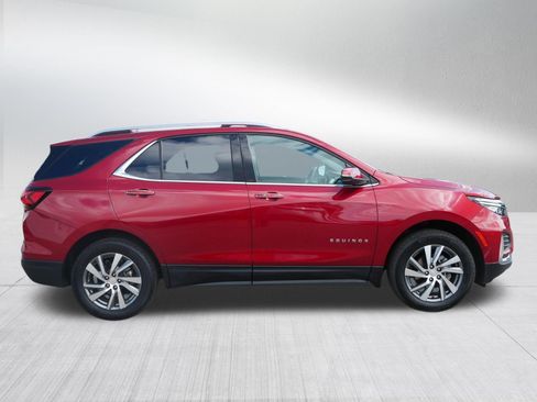 Used 2023 Chevrolet Equinox Premier AWD/4WD image 8