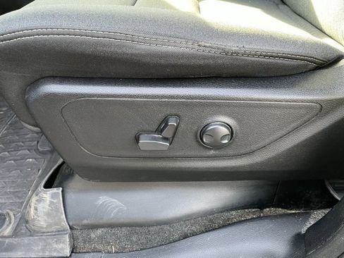 Used 2022 RAM 1500 Big Horn image 9