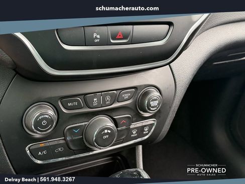 Used 2020 Jeep Cherokee Latitude Plus FWD image 21