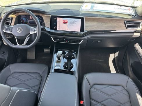 New 2026 Volkswagen Atlas SE FWD image 11