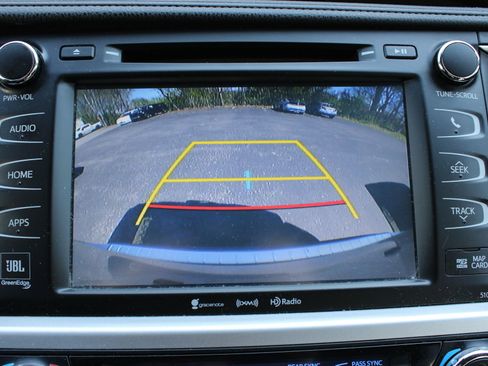 Used 2016 Toyota Highlander Limited AWD/4WD image 33