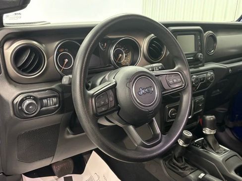 Used 2020 Jeep Wrangler Sport image 14