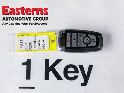 Used 2023 Ford Expedition Limited image 26