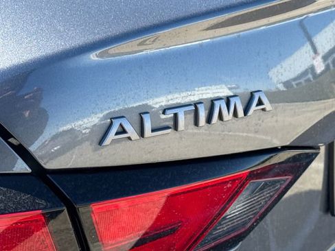 Certified 2025 Nissan Altima 2.5 S image 10