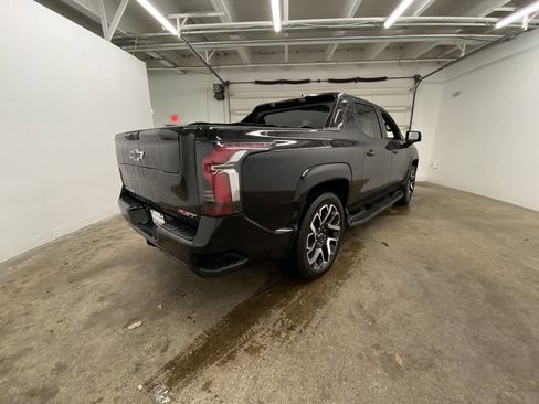 Used 2024 Chevrolet Silverado EV RST image 6