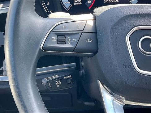 Used 2025 Audi Q3 2.0T Premium image 24