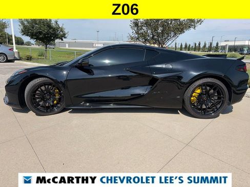 Used 2025 Chevrolet Corvette Z06 RWD image 5