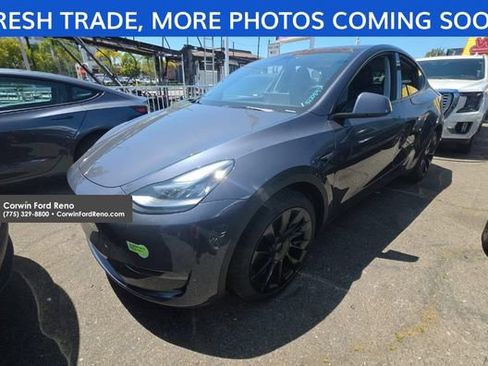 Used 2023 Tesla Model Y Long Range AWD/4WD image 3