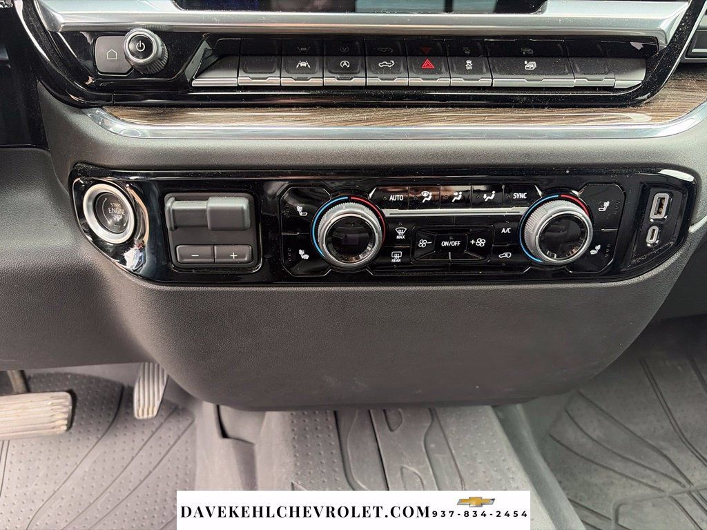 Used 2023 Chevrolet Silverado 1500 LT w/ Leather Package AWD/4WD image 14