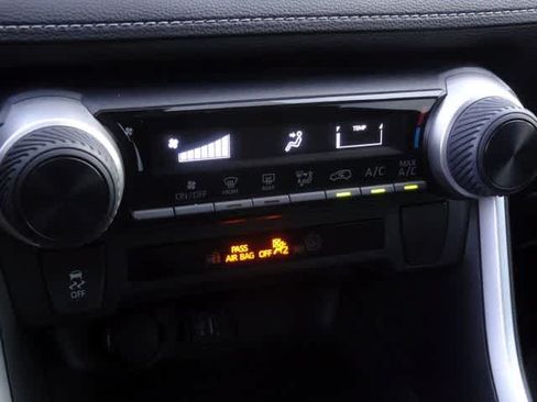 Used 2023 Toyota RAV4 LE FWD image 21