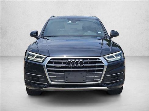 Used 2018 Audi Q5 2.0T Premium Plus w/ Premium Plus Package AWD/4WD image 2