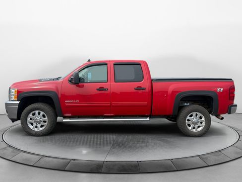 Used 2013 Chevrolet Silverado 2500 LT w/ Interior Plus Package AWD/4WD image 3