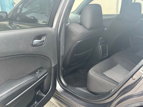 Used 2022 Dodge Charger R/T w/ Driver Convenience Group image 39