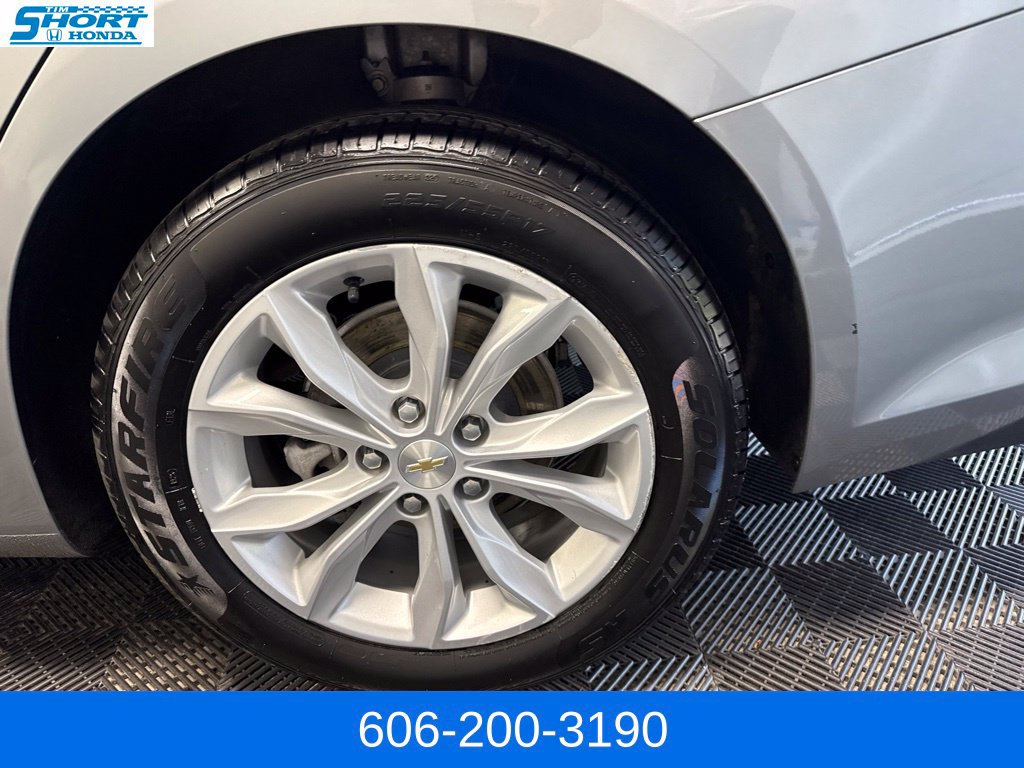Used 2025 Chevrolet Malibu LT FWD image 9