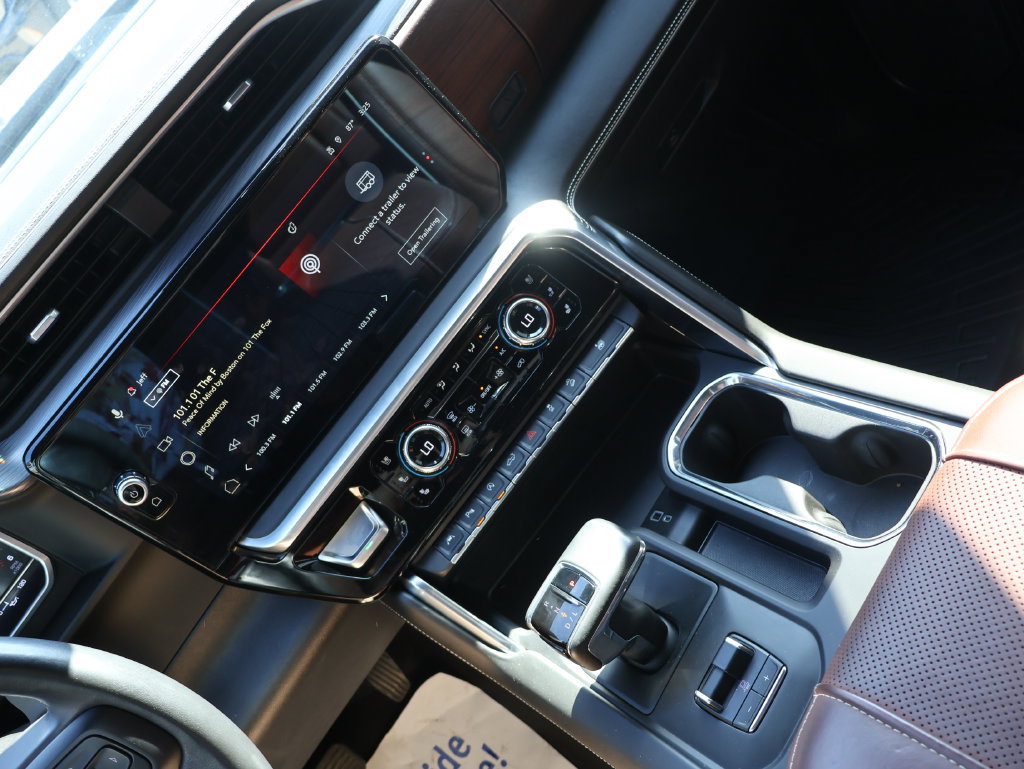 Certified 2023 GMC Sierra 1500 Denali Ultimate AWD/4WD image 19