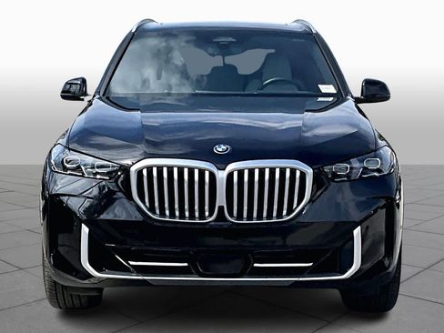 Used 2025 BMW X5 xDrive50e w/ Executive Package image 3