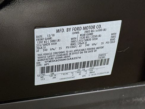 Certified 2019 Ford Explorer XLT w/ Equipment Group 202A image 23