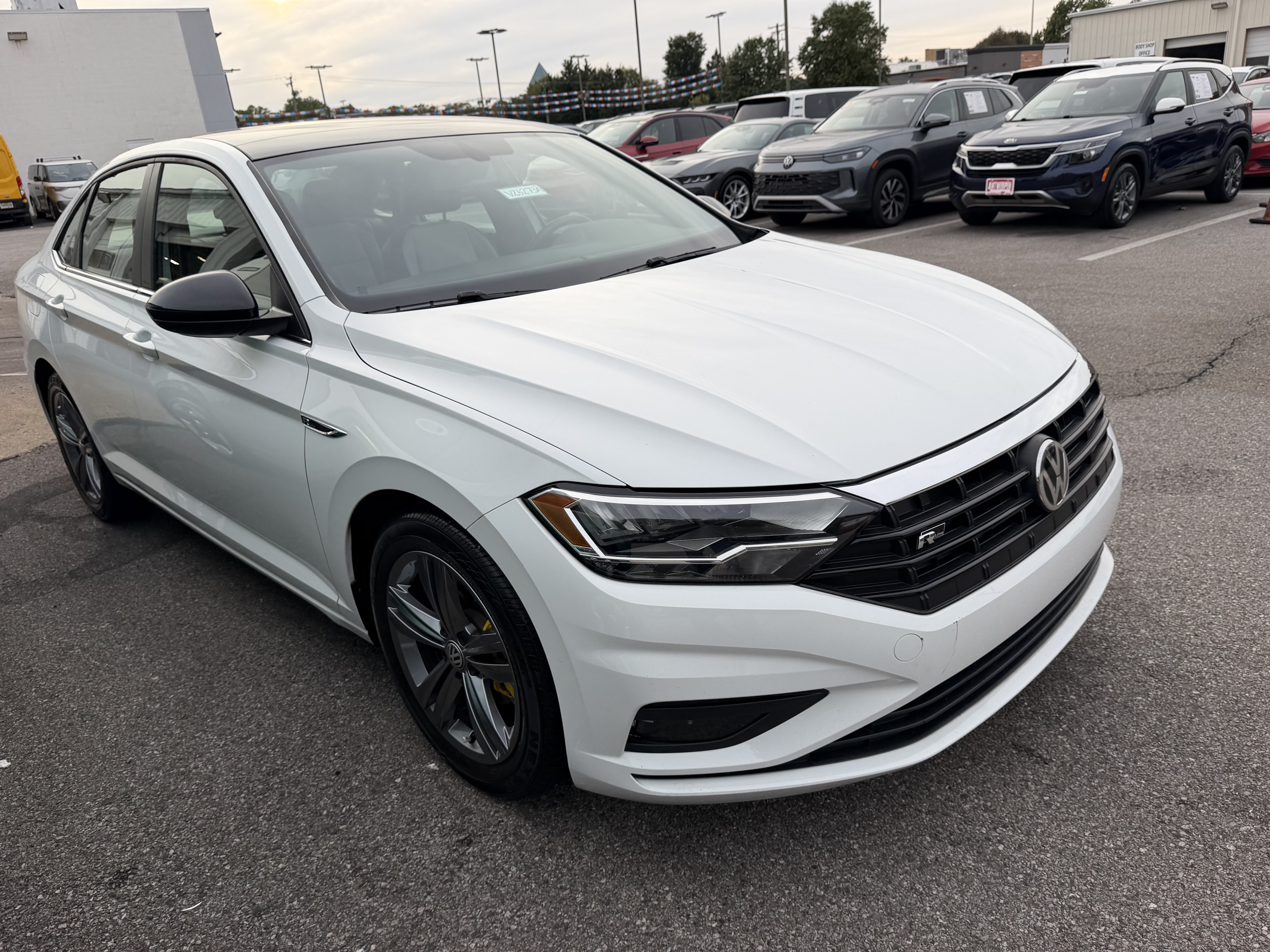 Used 2021 Volkswagen Jetta R-Line FWD image 22