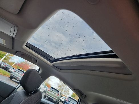 Certified 2025 Honda Accord SE image 16