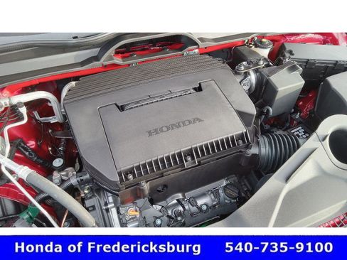 Certified 2025 Honda Pilot TrailSport image 25