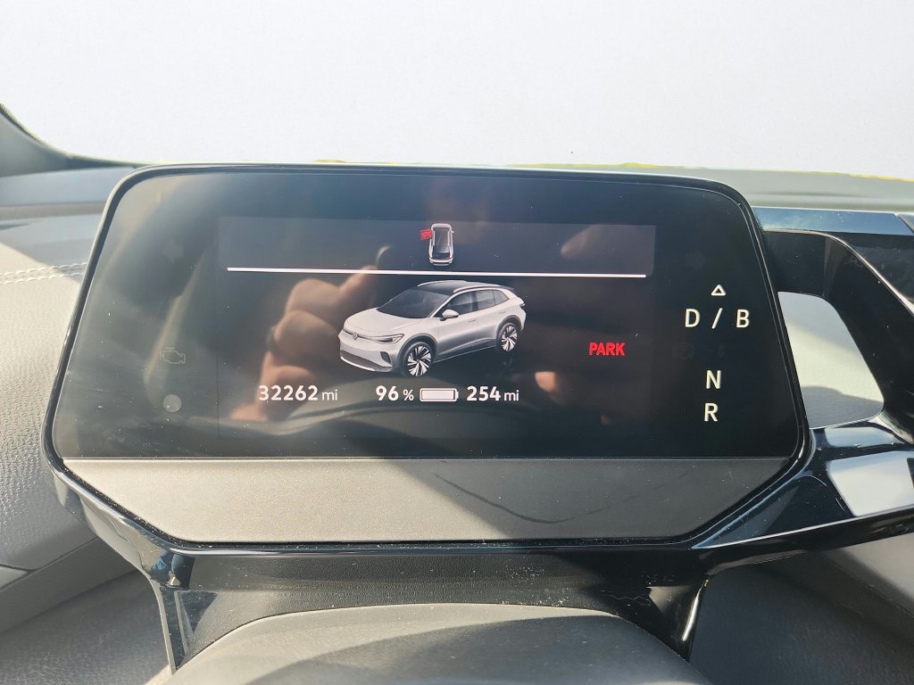 Certified 2023 Volkswagen ID.4 Pro AWD/4WD image 11