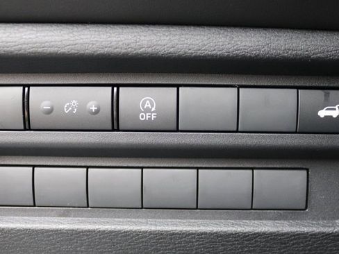 New 2026 Mitsubishi Outlander Trail Edition image 9