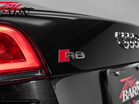 Used 2014 Audi R8 V8 image 14