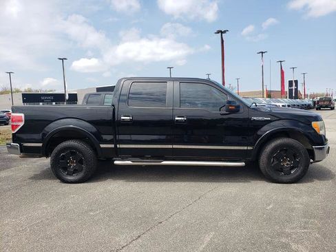 Used 2011 Ford F150 Lariat RWD image 2