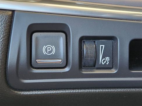 Used 2023 Cadillac XT5 Luxury w/ LPO, Floor Liner Package image 21