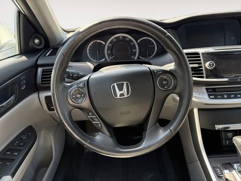 Used 2015 Honda Accord EX-L image 12