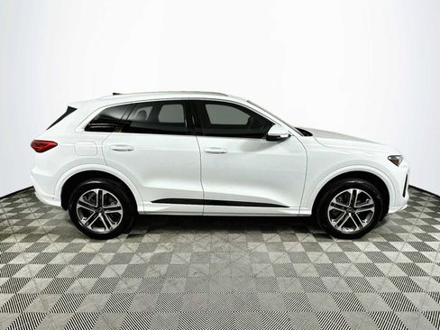 Certified 2025 Audi Q5 Premium w/ Convenience Package AWD/4WD image 8
