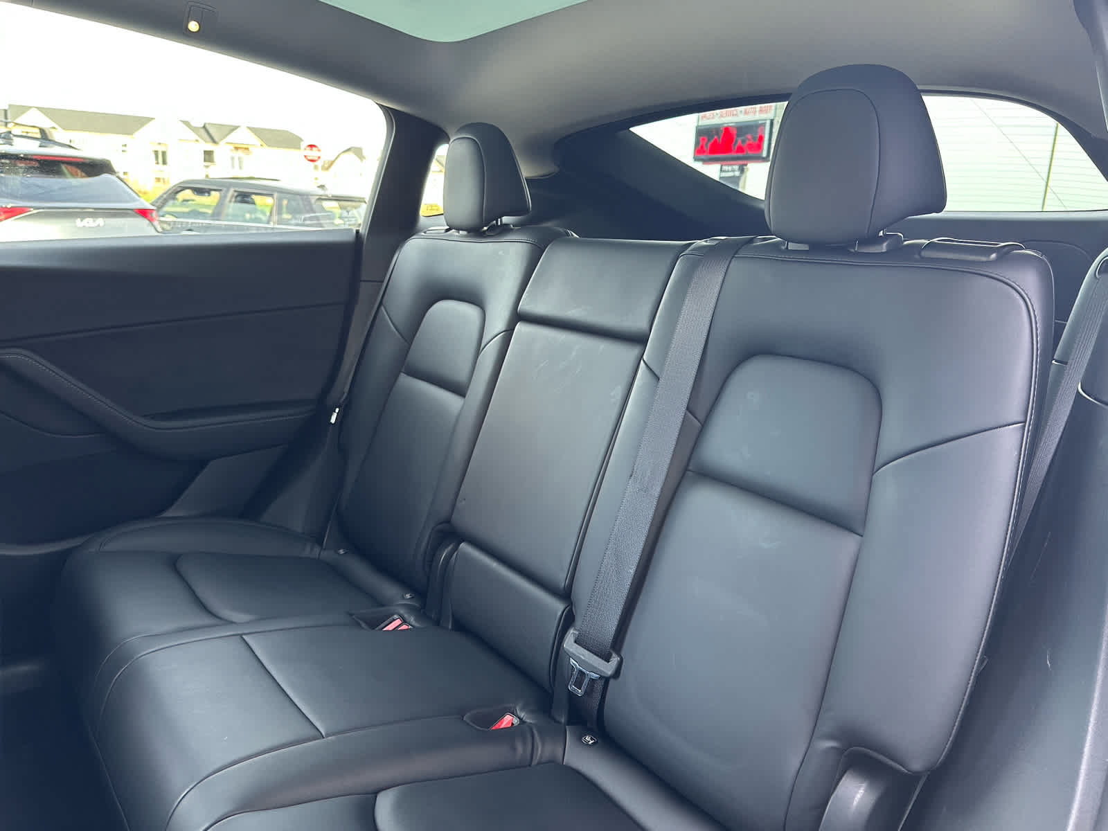 Used 2022 Tesla Model Y Performance AWD/4WD image 9