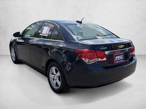 Used 2016 Chevrolet Cruze LT FWD image 3