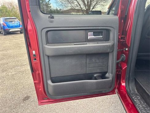 Used 2014 Ford F150 FX4 w/ Equipment Group 402A Luxury image 15
