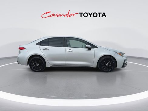 Certified 2023 Toyota Corolla SE FWD image 9