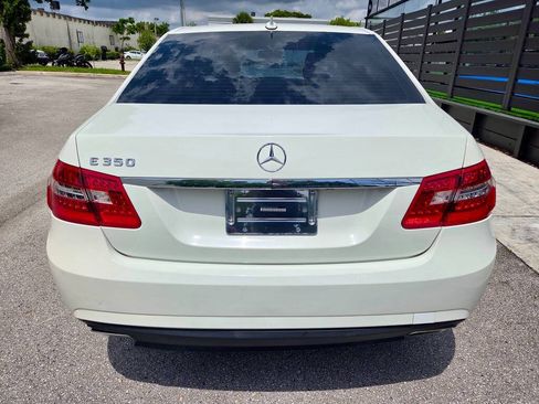 Used 2010 Mercedes-Benz E 350 Sedan image 14