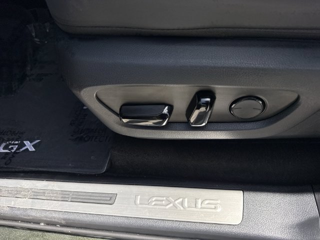 Certified 2025 Lexus GX 550 w/ Cold Area Package AWD/4WD image 12