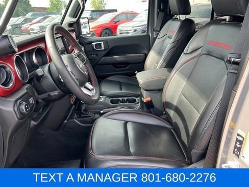 Used 2023 Jeep Gladiator Rubicon w/ LED Lighting Group AWD/4WD image 16