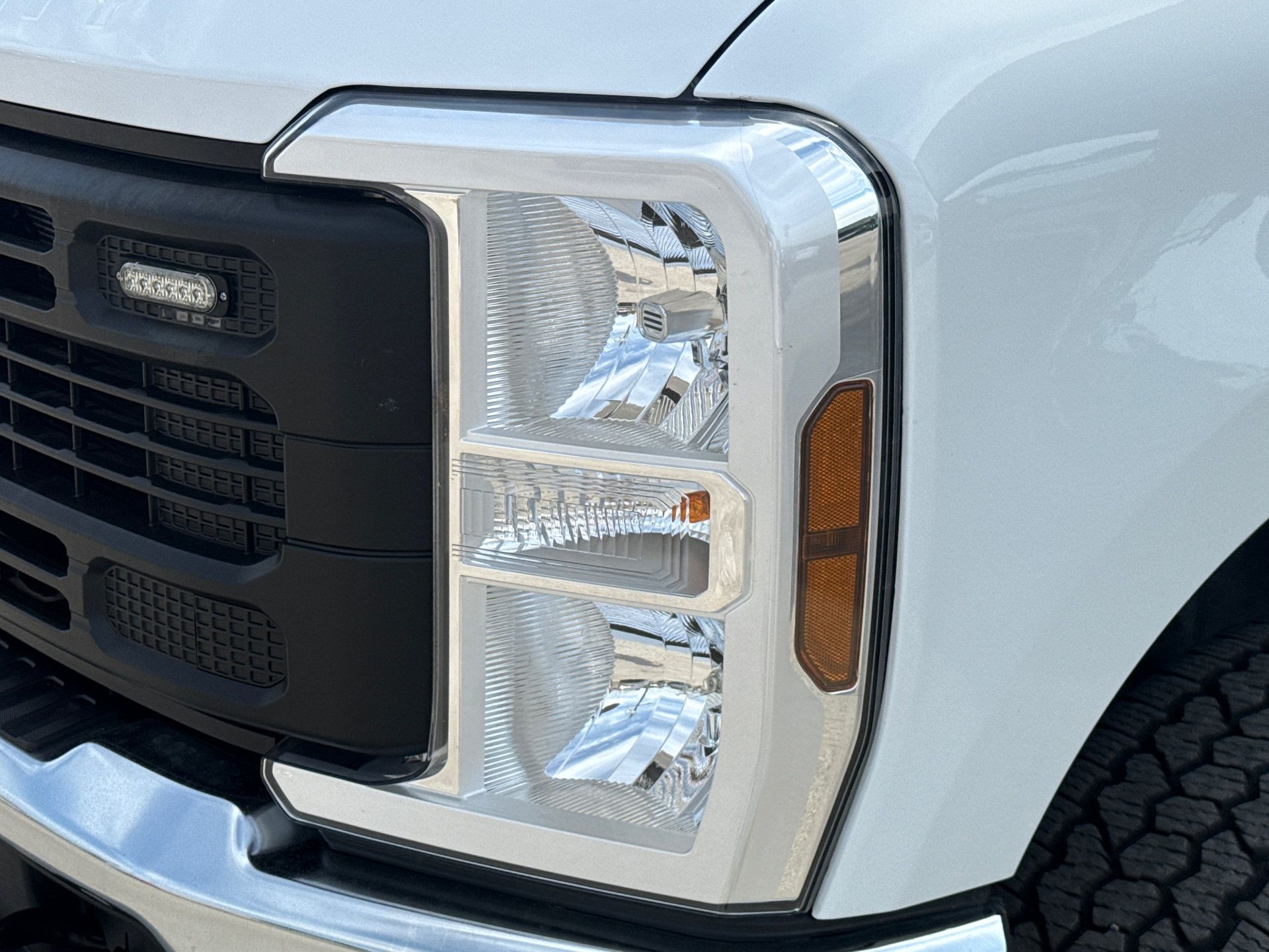 Used 2024 Ford F250 XL w/ Snow Plow Prep Package AWD/4WD image 4
