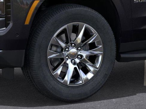 New 2026 Chevrolet Suburban Premier w/ Sun And Tow Package image 9
