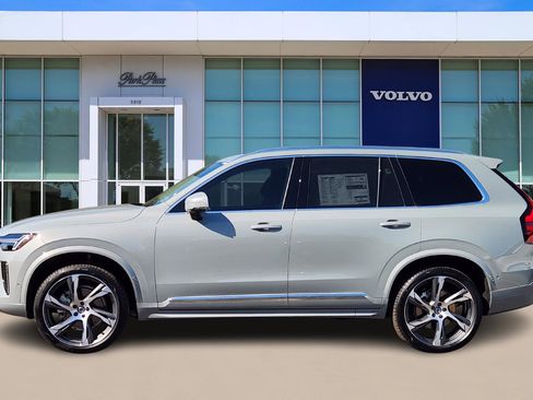 New 2026 Volvo XC90 B6 Ultra w/ Protection Package Premier image 3