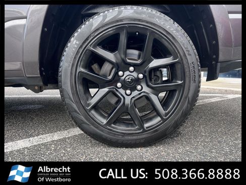 Used 2022 RAM 1500 Laramie image 36