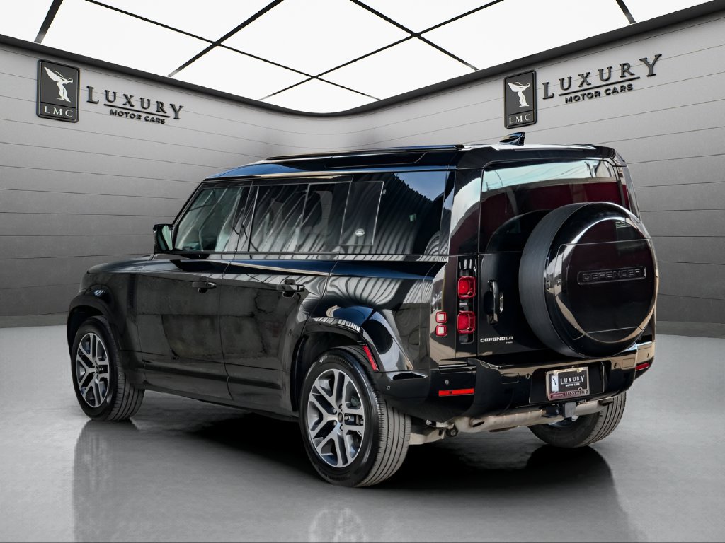 Used 2022 Land Rover Defender 110 XS Edition AWD/4WD image 6