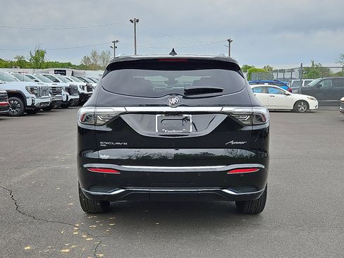 Certified 2023 Buick Enclave Avenir w/ Avenir Technology Package AWD/4WD image 5
