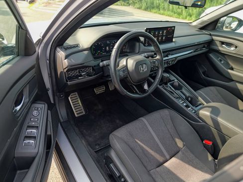 Used 2023 Honda Accord Sport image 16